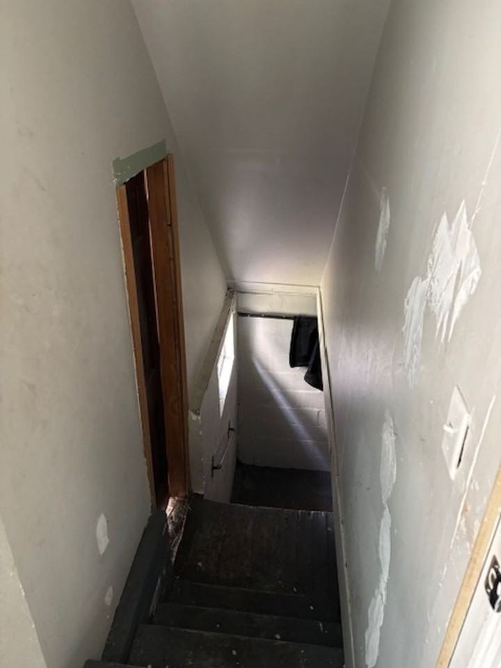 818 North Oakland Avenue - Photo 7 of 17