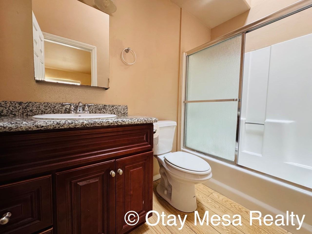 162 Date Ave #B - Photo 7 of 11