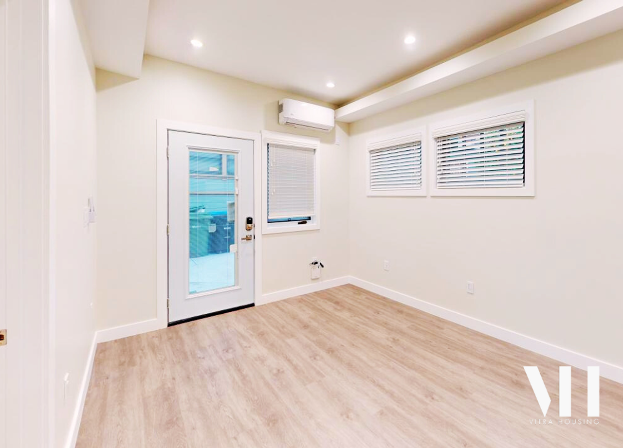 1140 West 25th Street - Photo 6 of 19