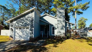 featured image of 7304 Avila Dr