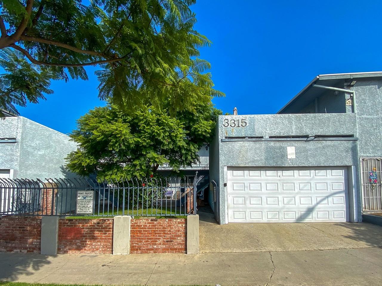 3315 W 104th St - Photo 2 of 4