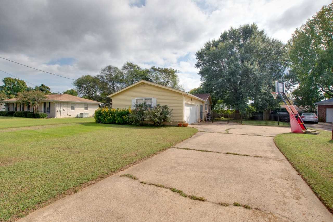 904 Chatterson Rd Se - Photo 3 of 19