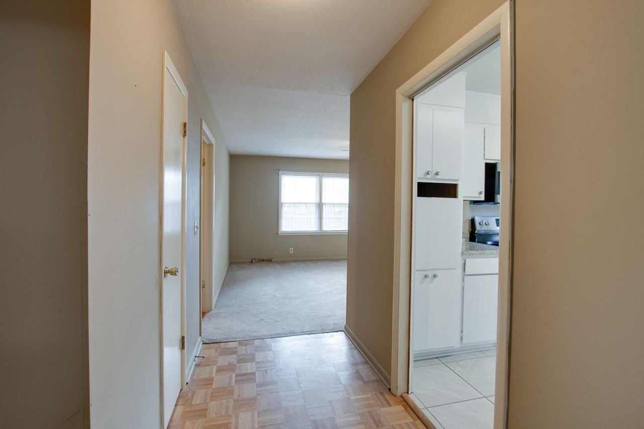 904 Chatterson Rd Se - Photo 7 of 19