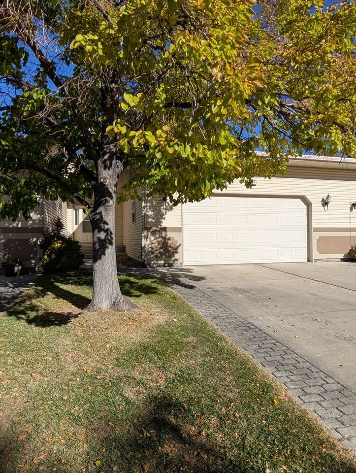 1366 Delphic Way - Photo 2 of 47