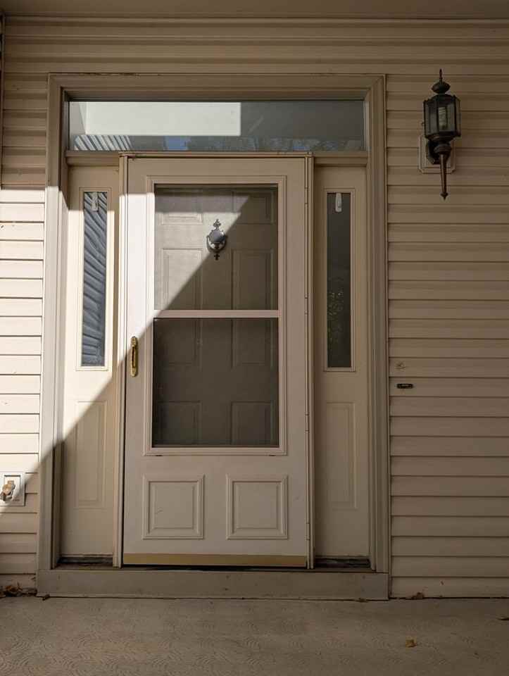 1366 Delphic Way - Photo 3 of 47