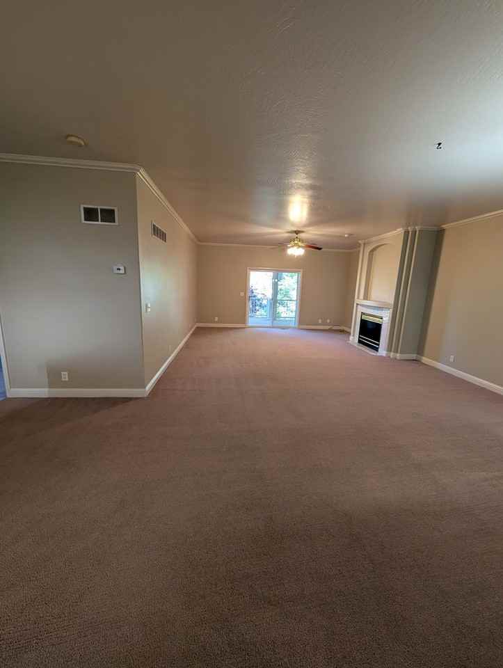 1366 Delphic Way - Photo 7 of 47