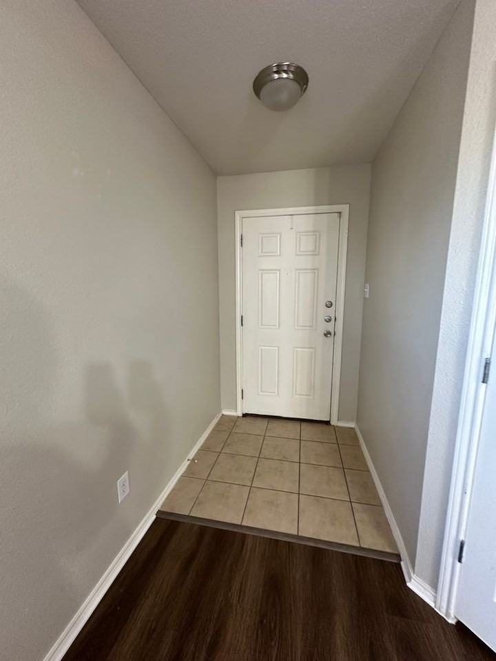 193 Corral Fence - Photo 3 of 21