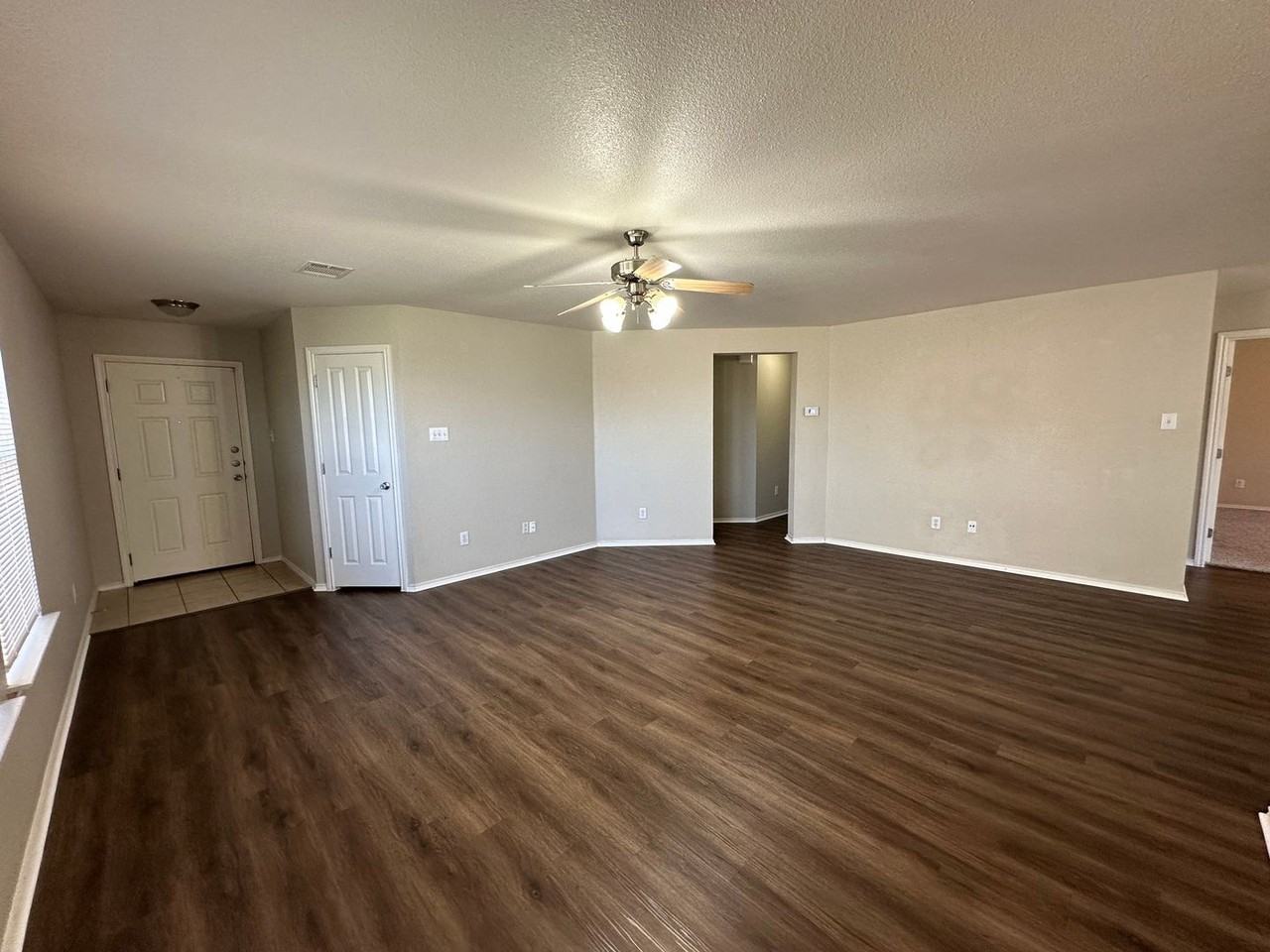 193 Corral Fence - Photo 5 of 21