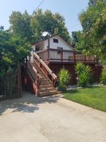 featured image of 119 1/2 Earl Ave