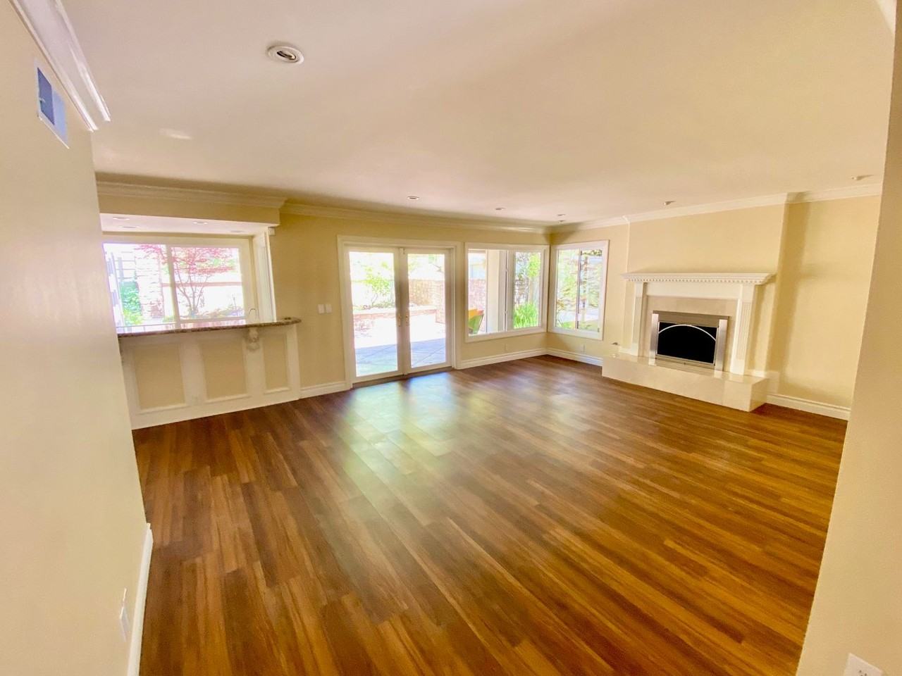 4555 Tam Oshanter Dr - Photo 7 of 32