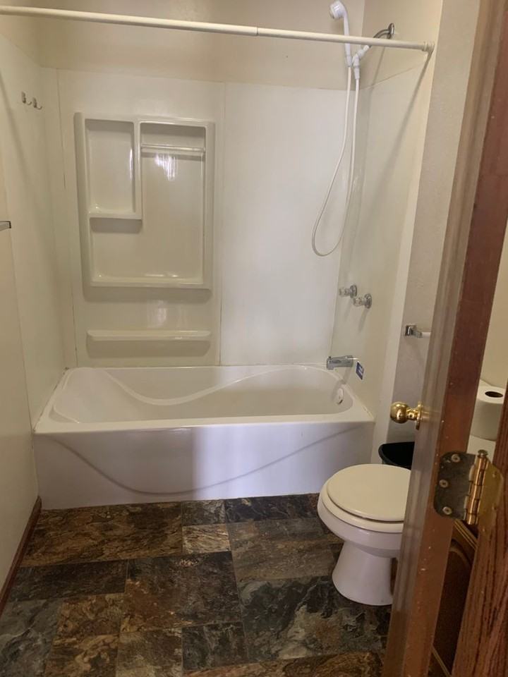 918 S 1st St - Photo 5 of 14