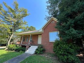994 Birch Ct - Photo 1 of 1
