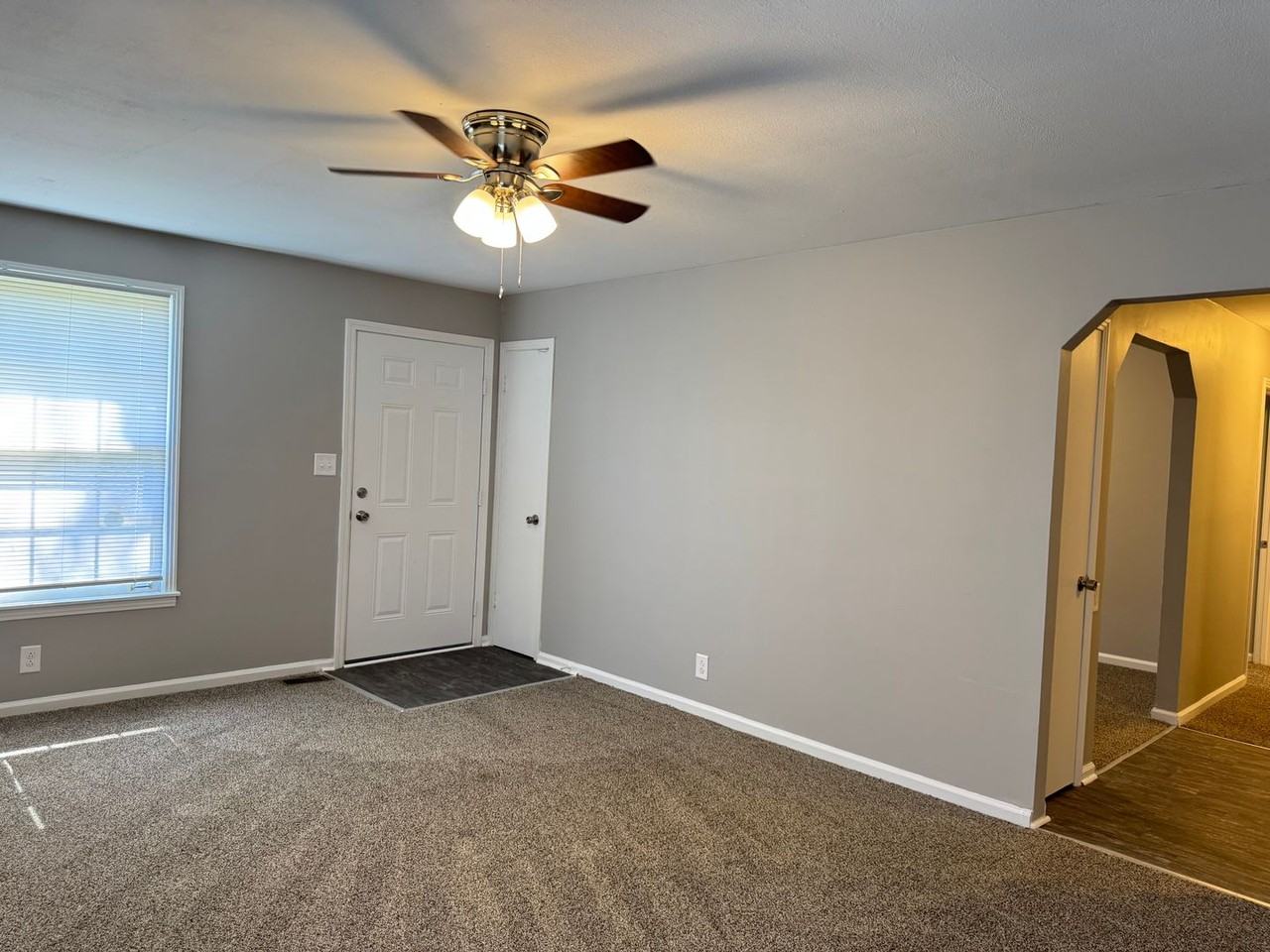 803 Ringgold Rd - Photo 3 of 20