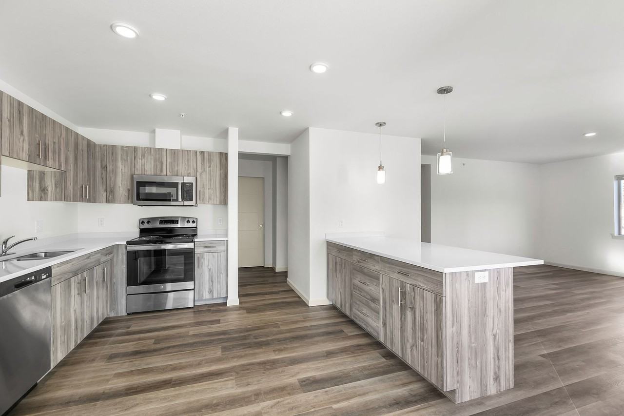 188- Oxbow Flats Building E - Photo 4 of 15