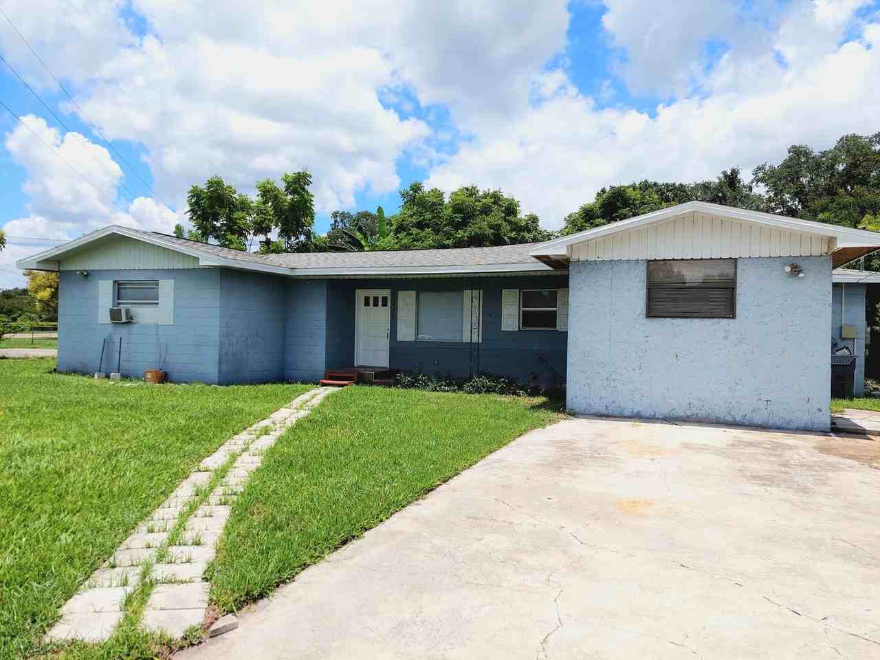 1035 N Combee Rd - Photo 2 of 24