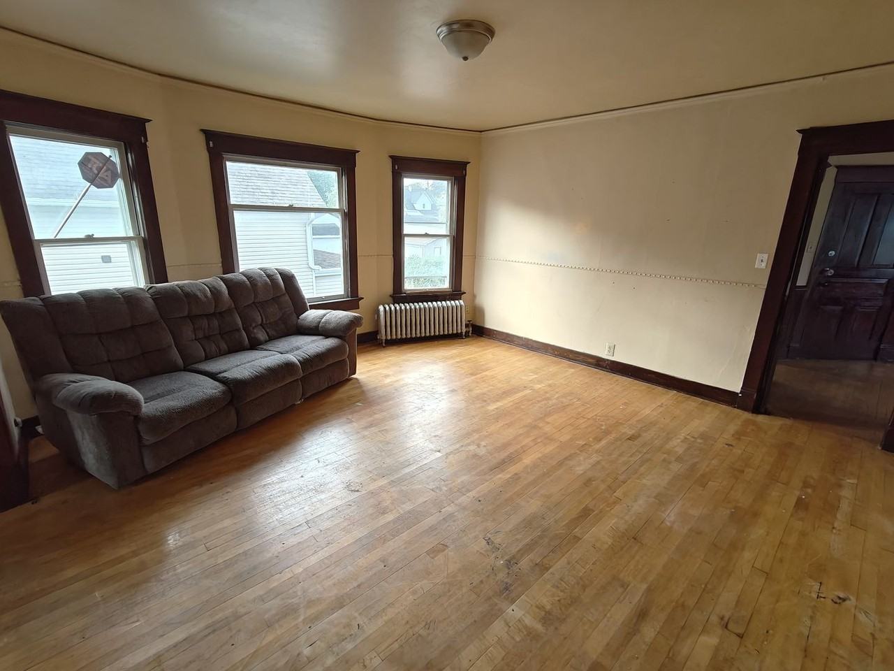 1118 S 14th St - Photo 4 of 21