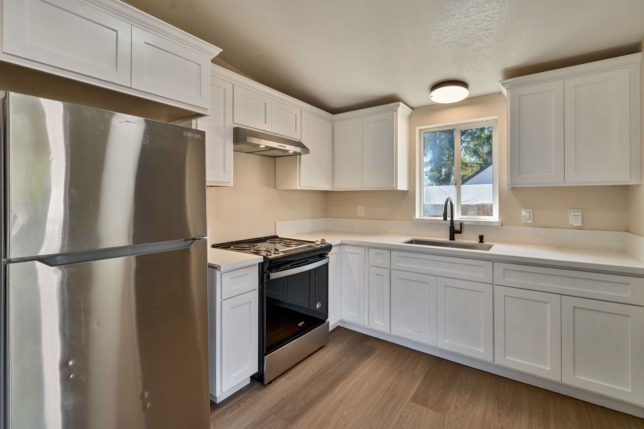 4120 35th St - Photo 2 of 26