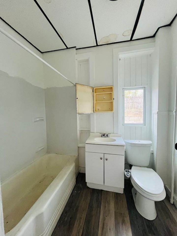 82 Main St - Photo 6 of 6