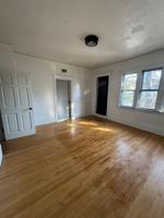 featured image of 2326 W Burnham St