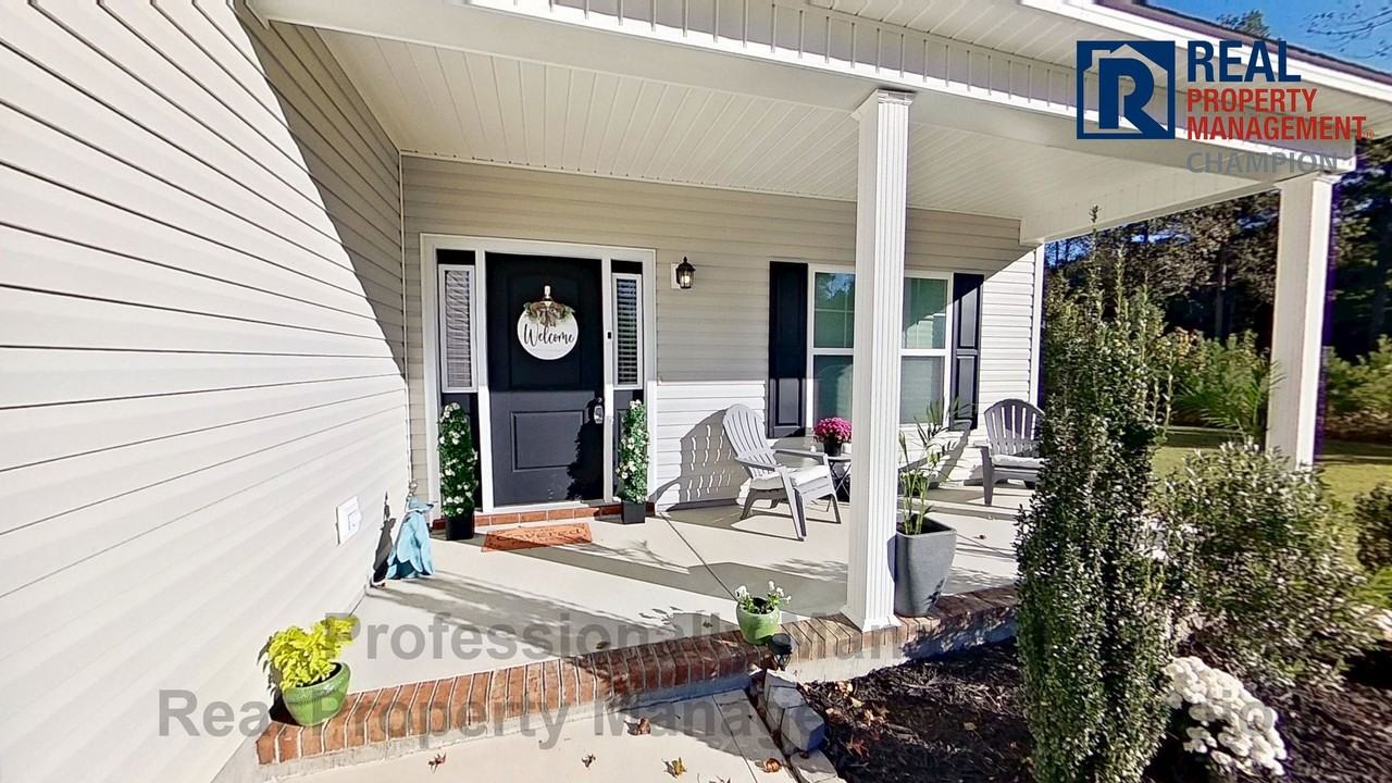 1003 Gaston Court - Photo 2 of 35