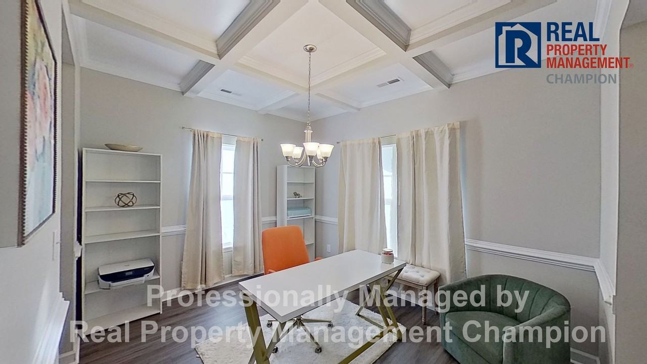 1003 Gaston Court - Photo 5 of 35