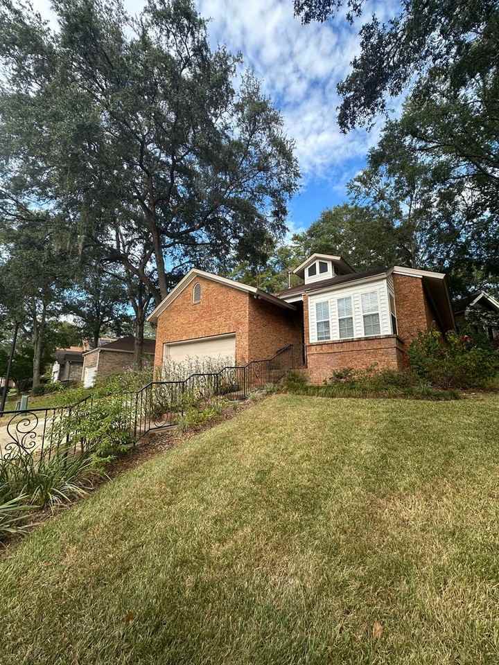 4098 Tam O Shanter - Photo 2 of 43