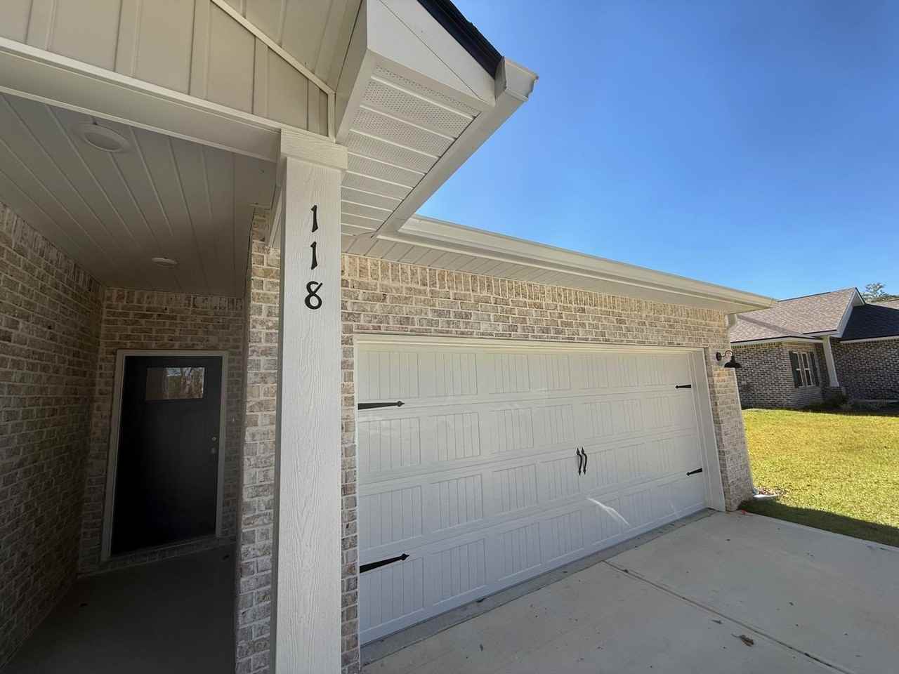 118 Azalea Drive - Photo 2 of 15