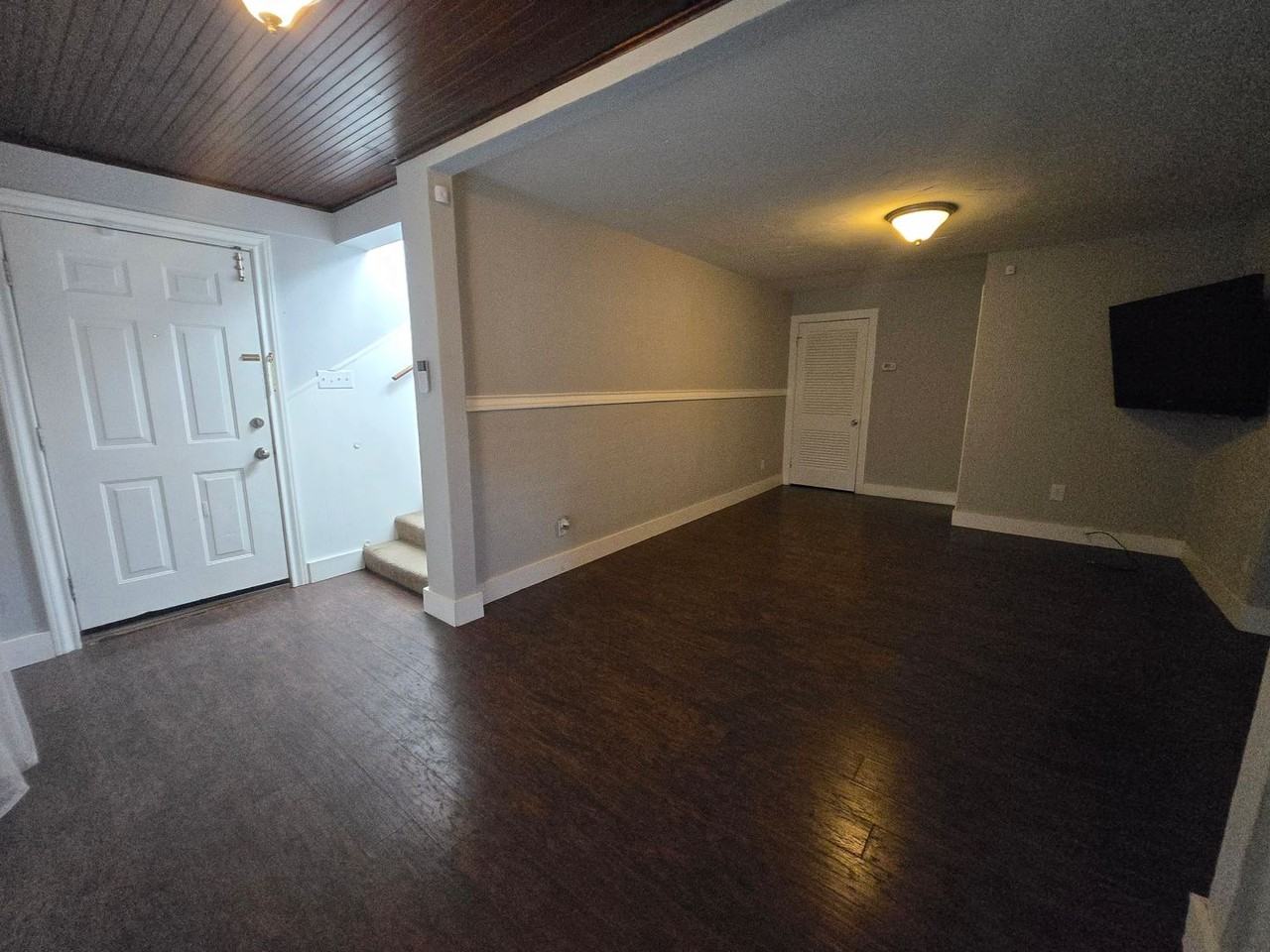 804 N Washington Ave - Photo 4 of 26