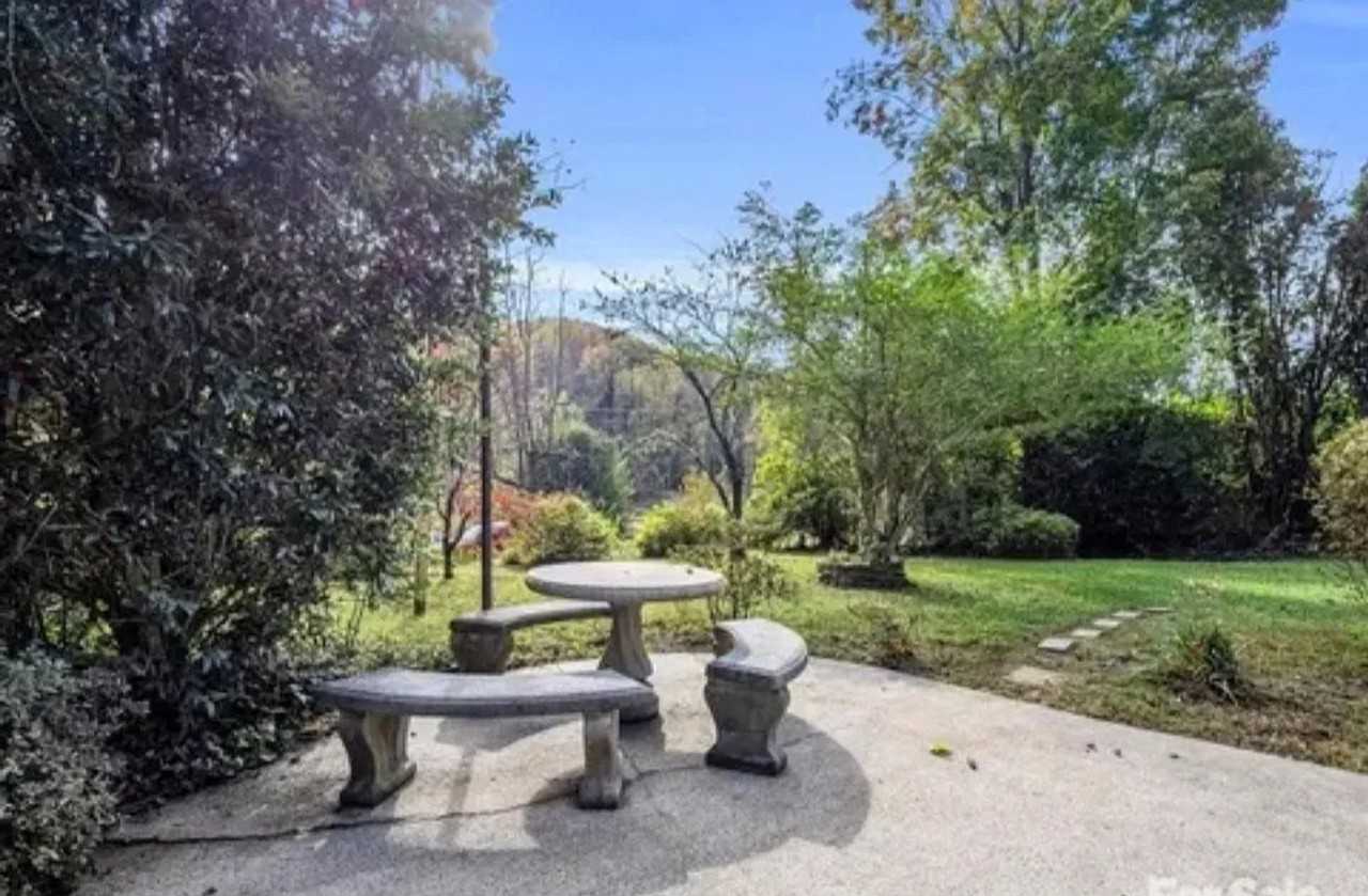 3016 Us 176 Hwy - Photo 3 of 11