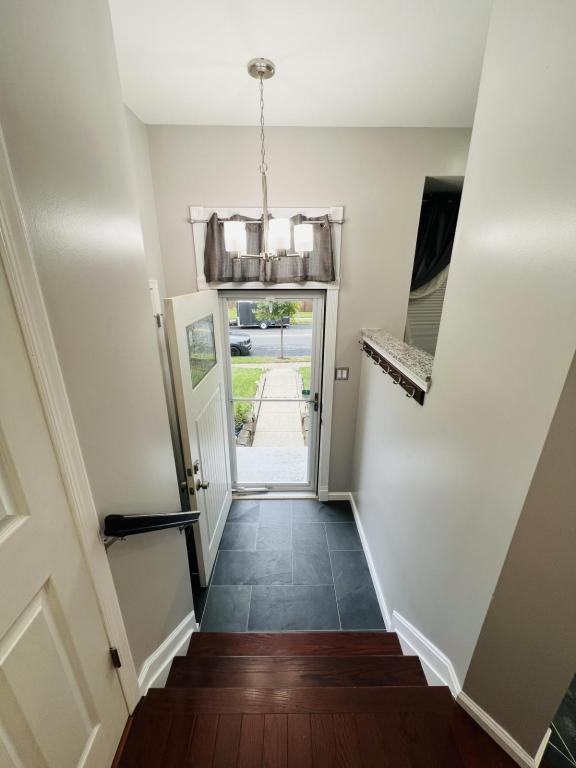 8206 Appalachian Dr - Photo 3 of 33