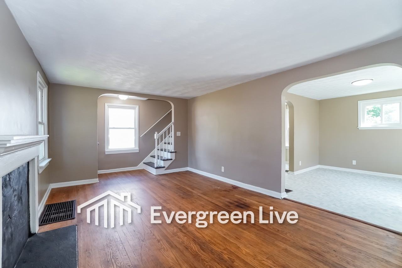 2424 Delbert Rd - Photo 2 of 15