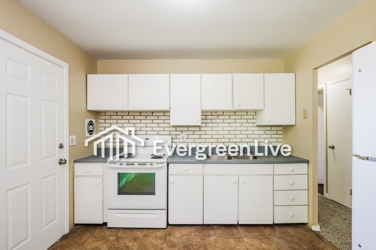 207 Jupiter Dr - Photo 6 of 16