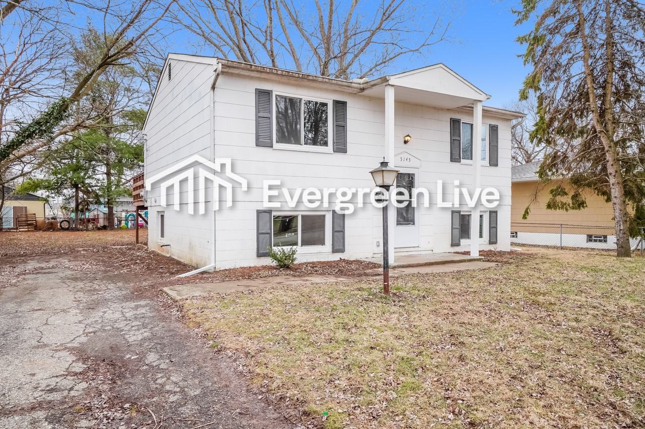 5145 Rutledge Dr S - Photo 2 of 15