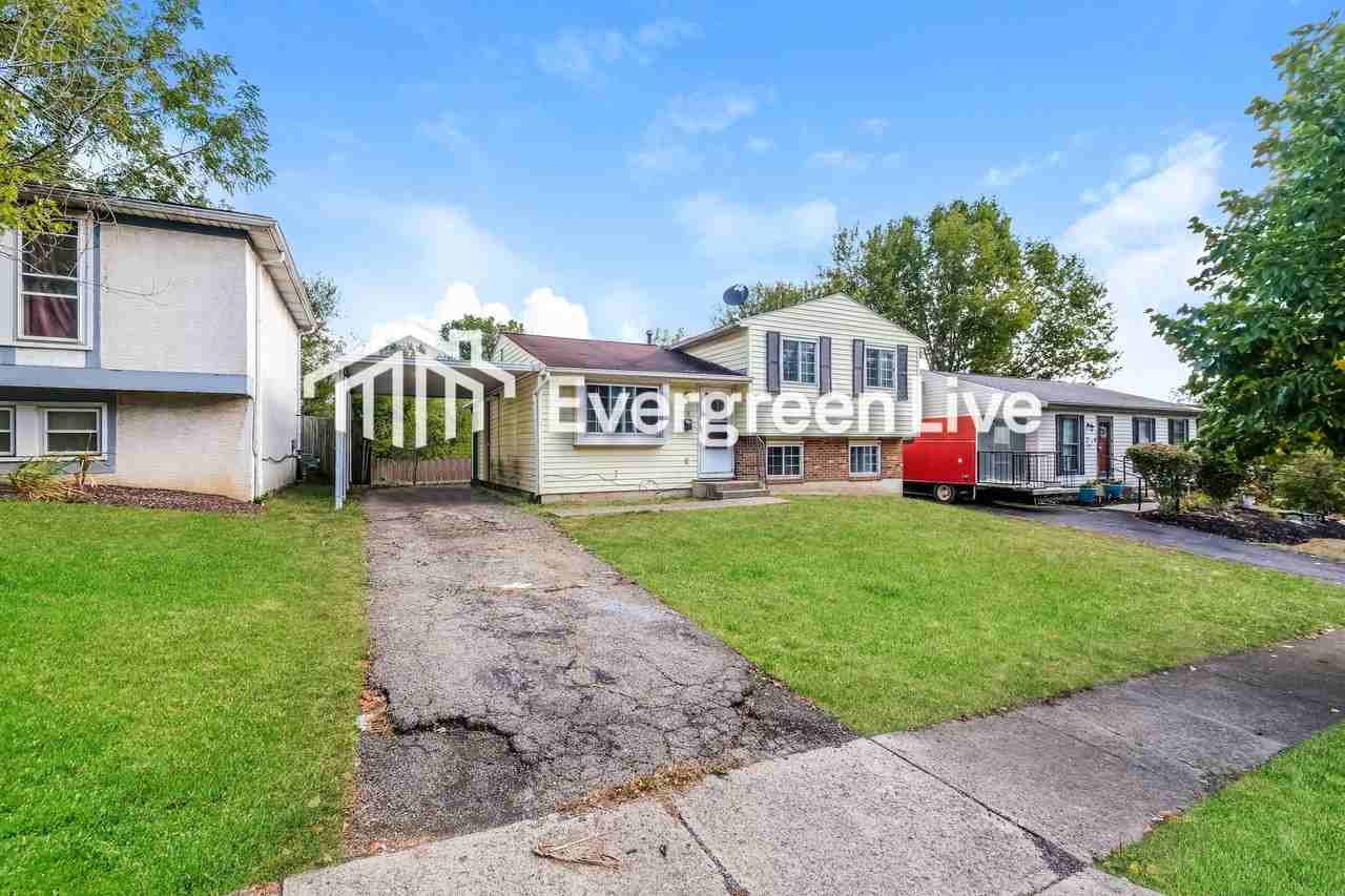 2578 Bethesda Ave - Photo 2 of 15