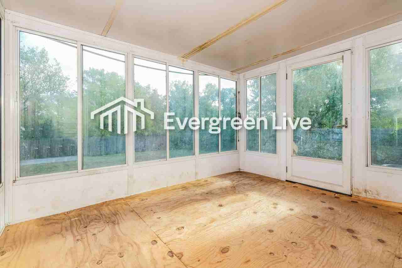 2578 Bethesda Ave - Photo 7 of 15