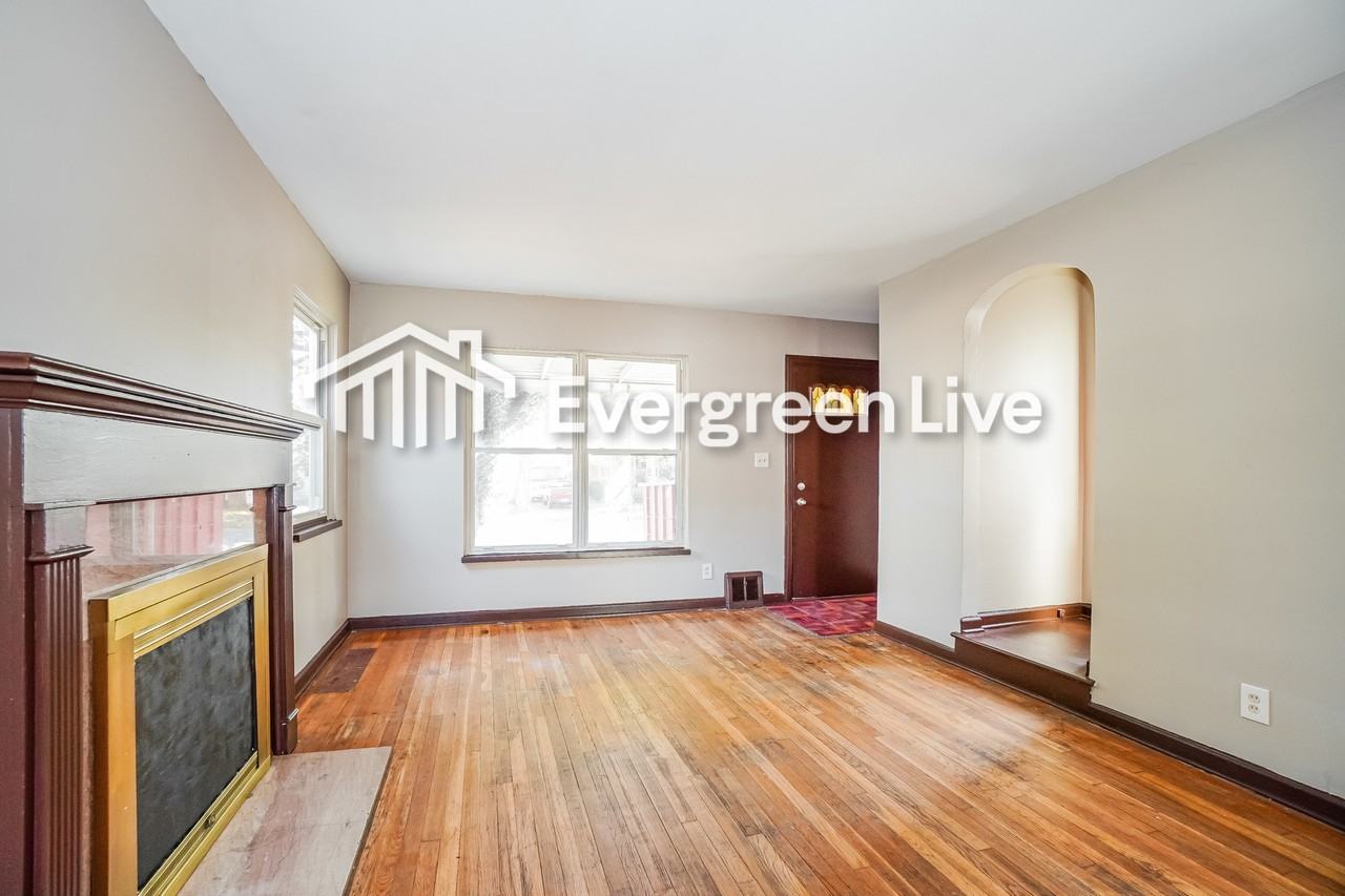 567 S Weyant Ave - Photo 7 of 16