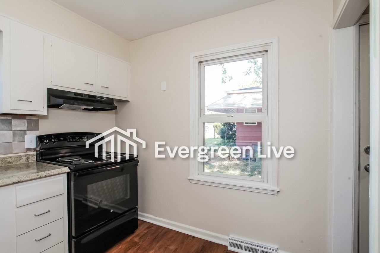 5704 Chandler St - Photo 7 of 15