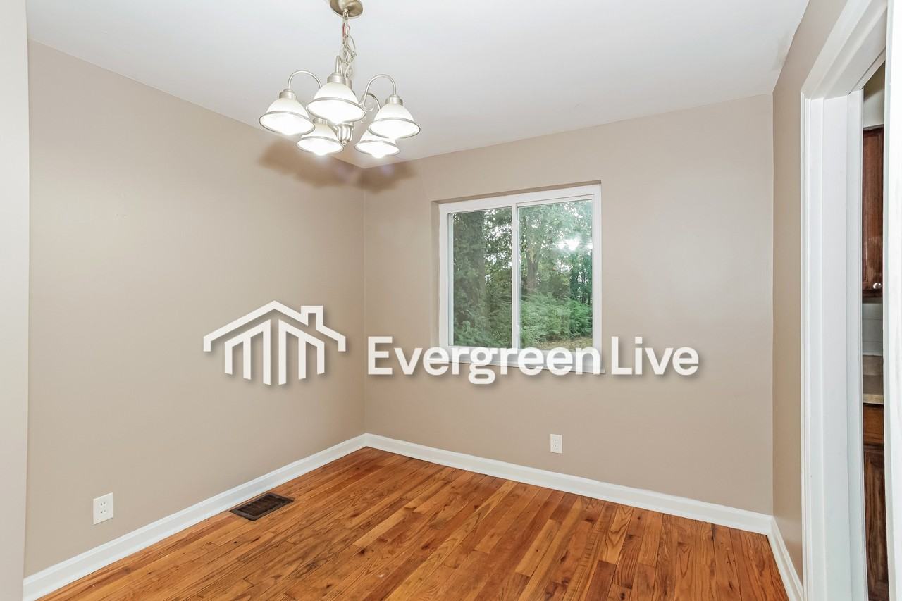 6829 Tarawa Dr - Photo 6 of 16