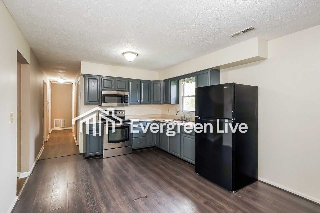 2974 Jennifer Ct - Photo 6 of 15