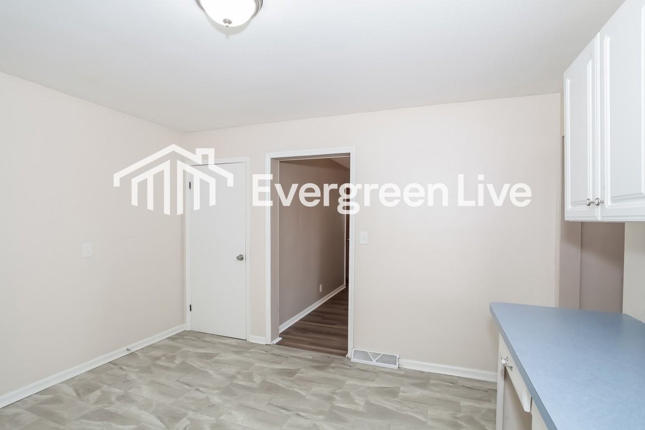 19 Cromwell Rd - Photo 6 of 15