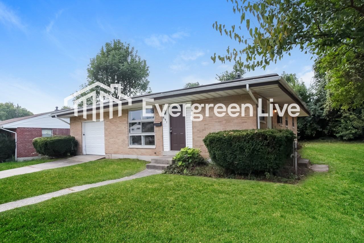 651 Fairborn Road - Photo 2 of 15