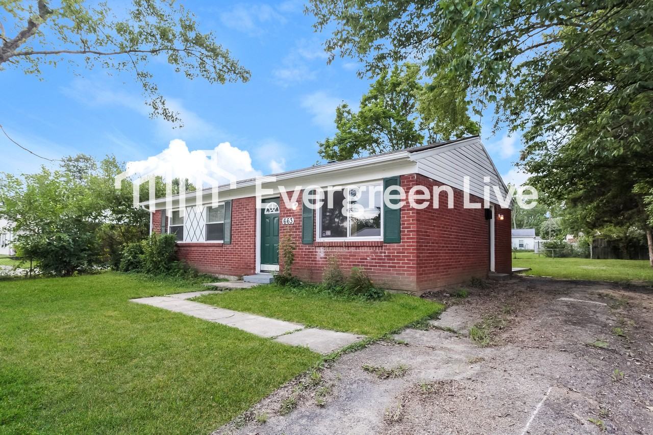 663 Charwood Dr - Photo 2 of 15