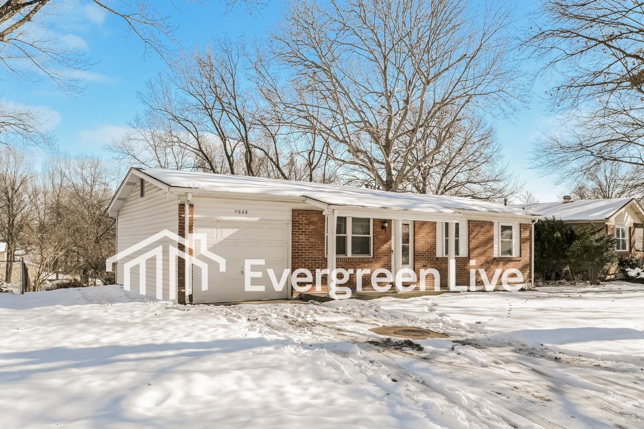 11686 Mimeaux Dr - Photo 2 of 15