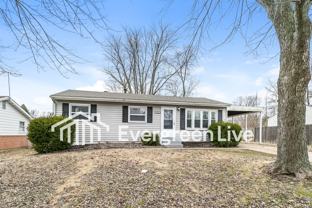 1420 Fairmeadows Ln - Photo 1 of 1