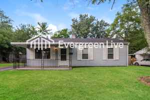 featured image of 3380 Niagara St