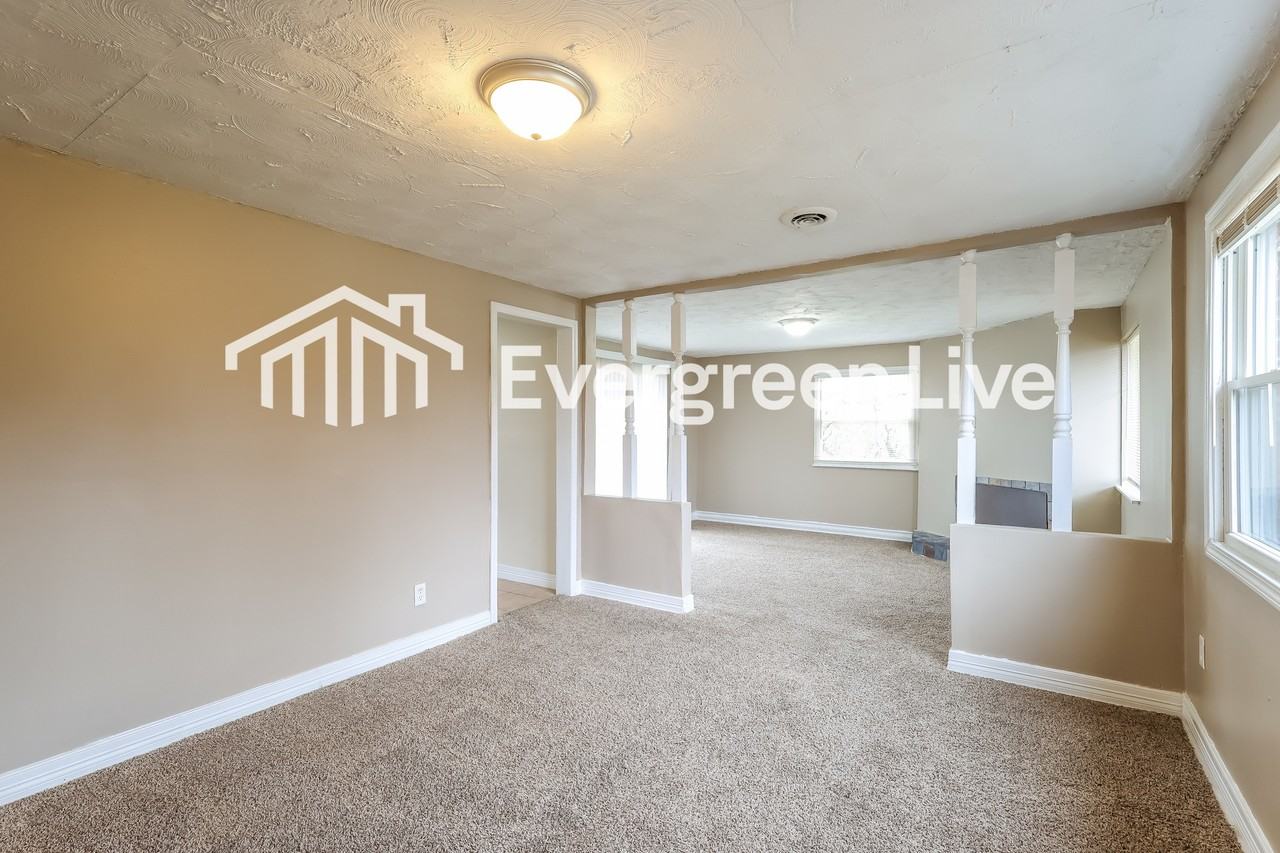 107 W Leslie Ave - Photo 7 of 15