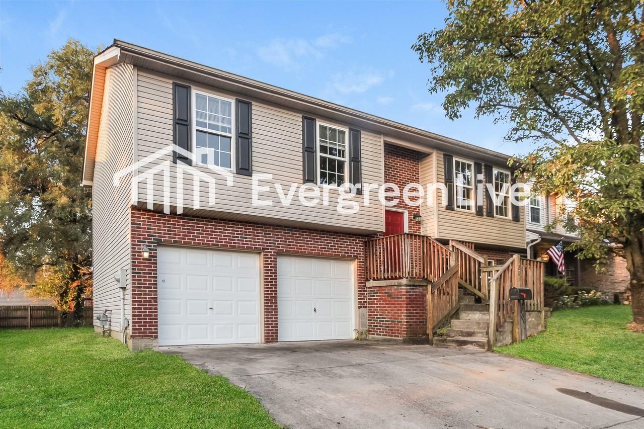 1201 Dixie Ct - Photo 2 of 15