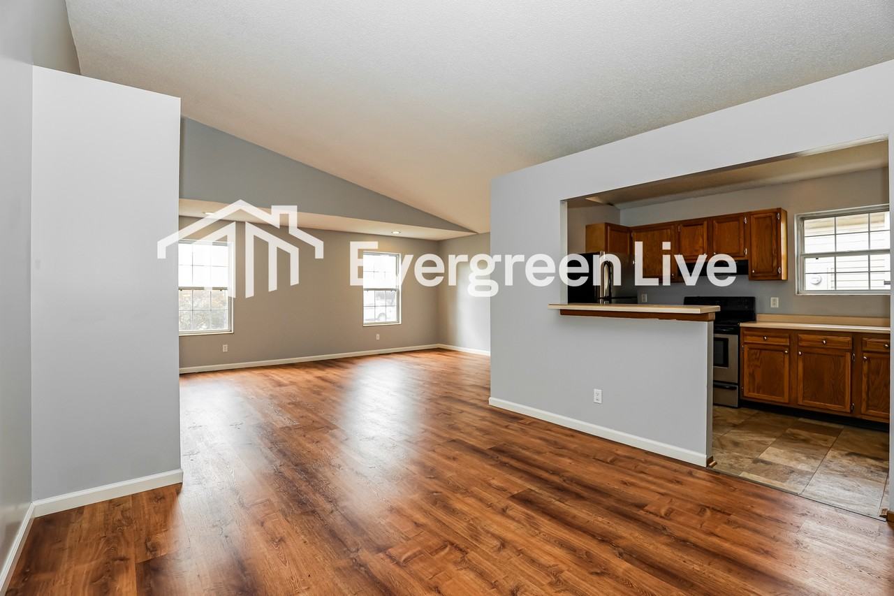 2013 Monarch Dr - Photo 5 of 16