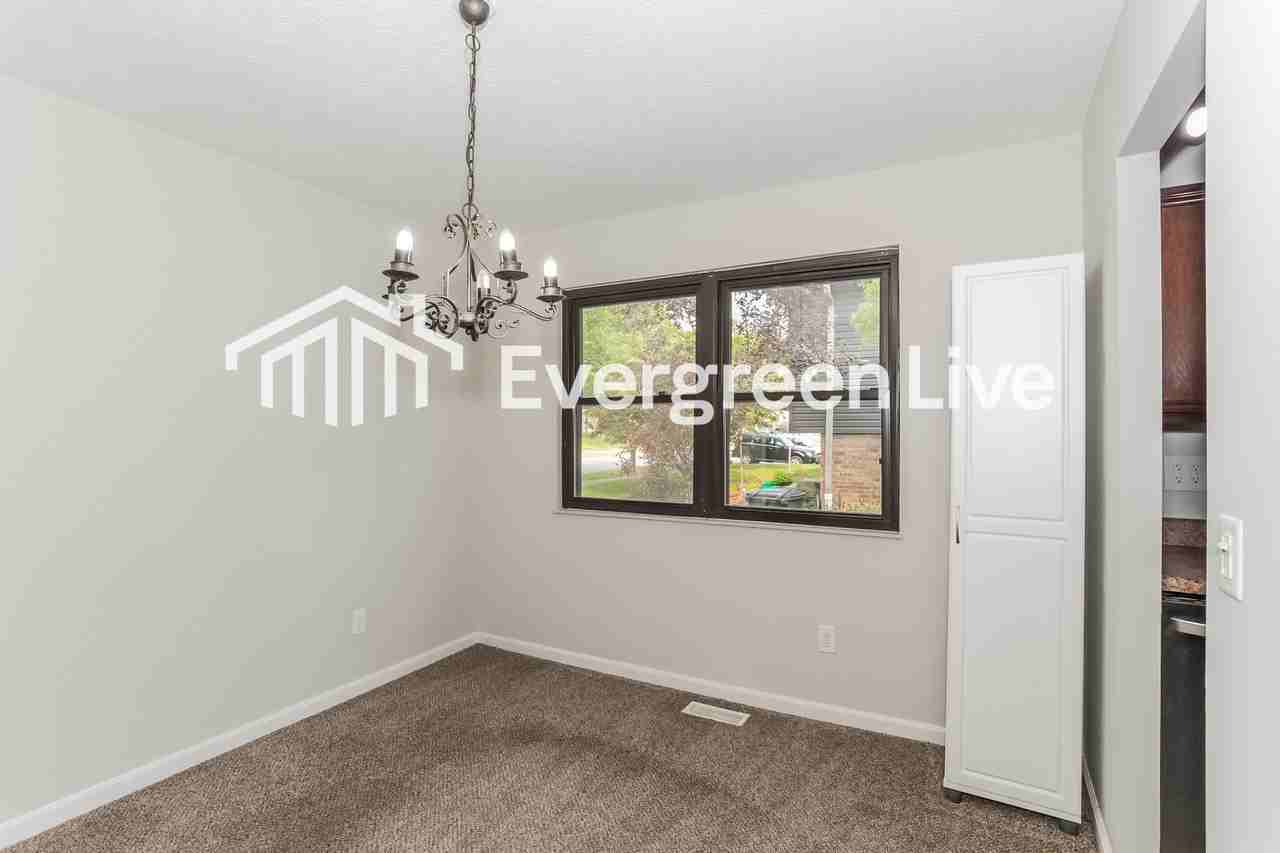 208 Greenwell Ave - Photo 6 of 16