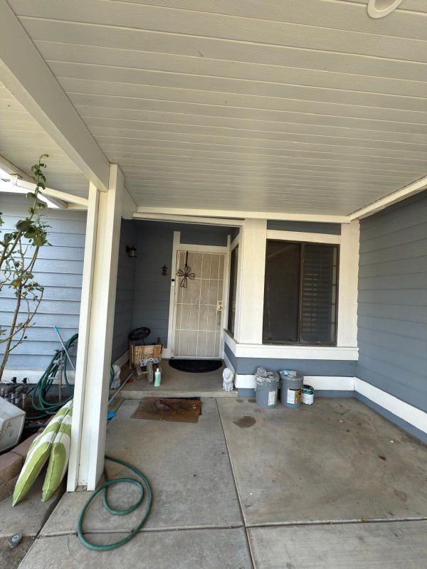 14884 Rockridge Ln - Photo 2 of 30